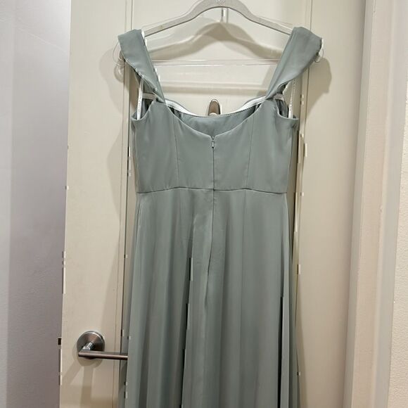 After Six Off-The-Shoulder Basque Neck Maxi Dress With Flounce Sleeves Size 8 - Picture 6 of 6